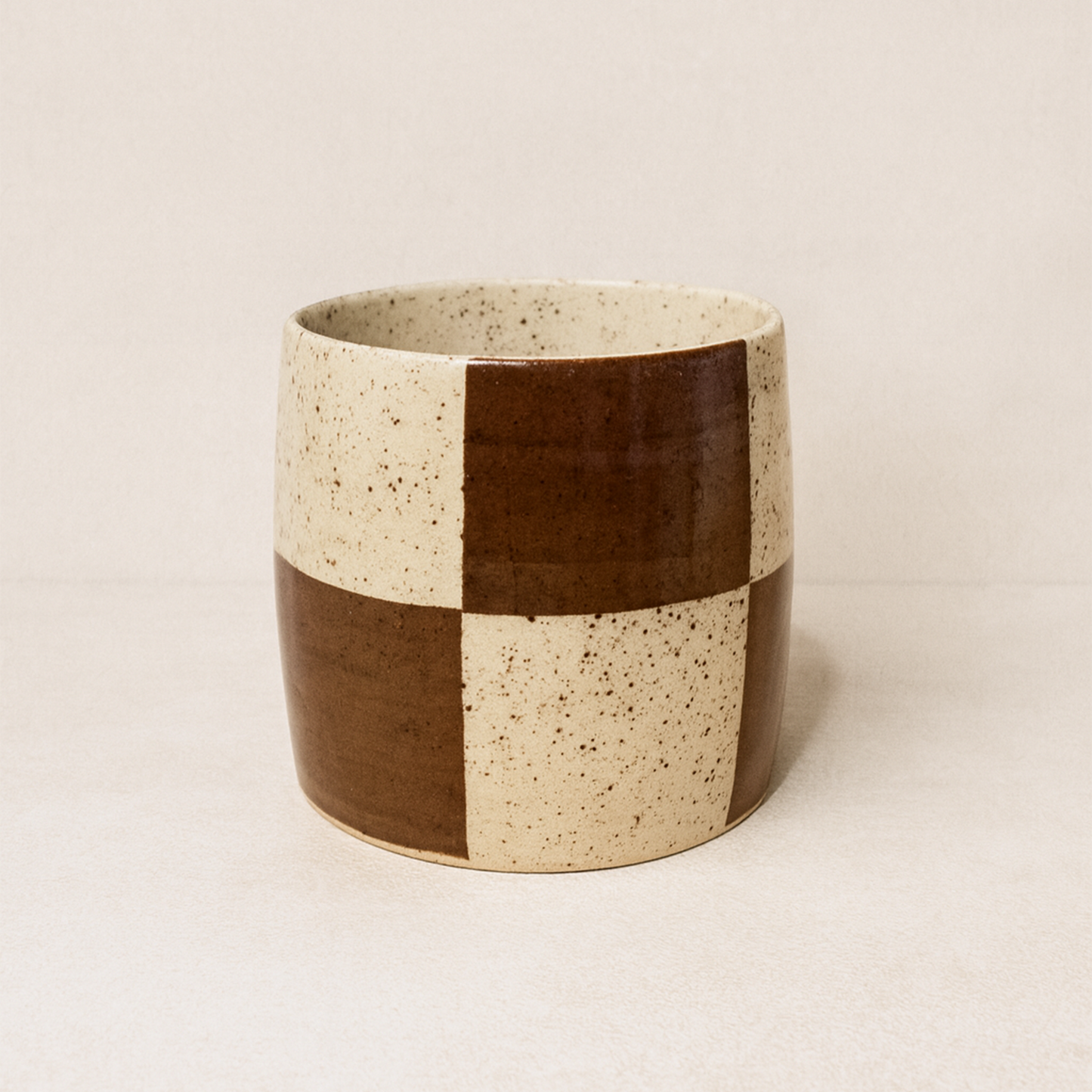 Checkered cup